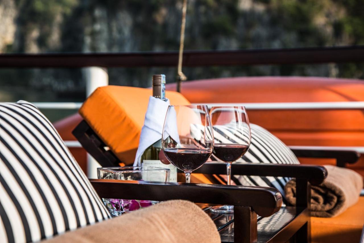 Emeraude Classic Cruises ها لونغ المظهر الخارجي الصورة